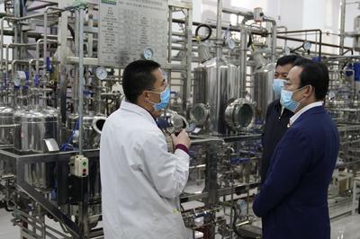 市委常委、教育工委書記夏林茂一行蒞臨我校調(diào)研指導(dǎo)生物技術(shù)開發(fā)服務(wù)工作